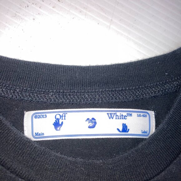 Off-White Mens Pivot Fish Black T Shirt Sz Small - Picture 8 of 11